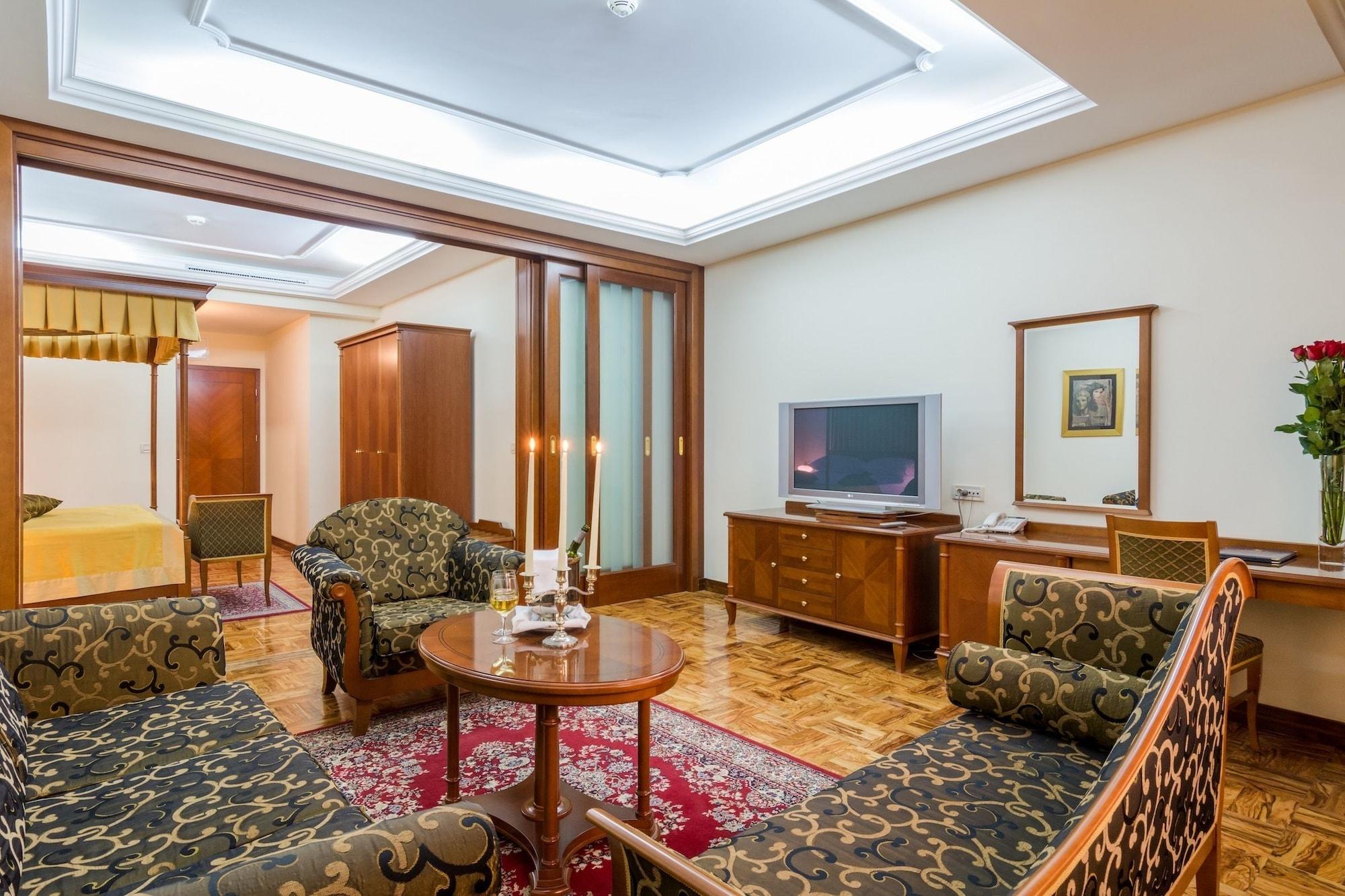 Hotel Palazzo President Split Exterior foto